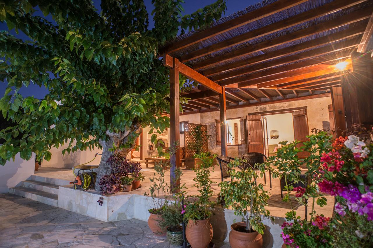 Chloe'S House Guest House Pano Akourdalia Exterior foto