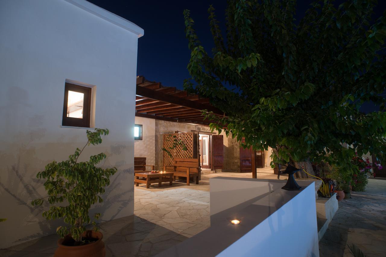 Chloe'S House Guest House Pano Akourdalia Exterior foto