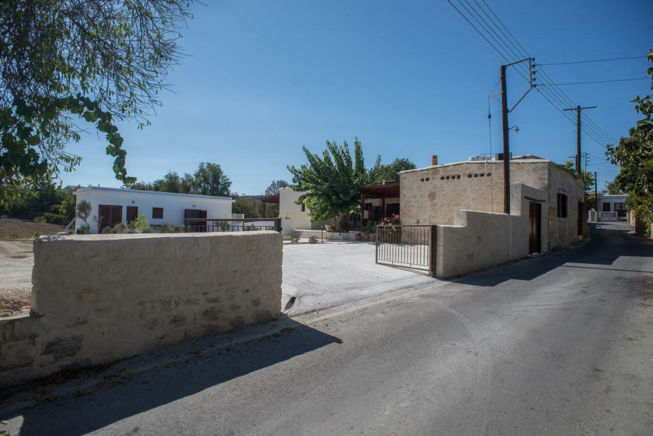 Chloe'S House Guest House Pano Akourdalia Exterior foto